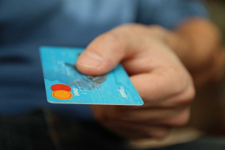 Boost Gains: Best Practices for Credit Card Use.